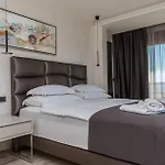 Rhapsody 2 Aurelia 2 Nyaraló Makarska