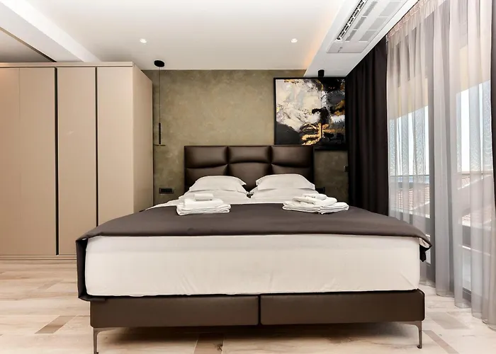 펜션 Rhapsody 2 Aurelia 2 마카르스카