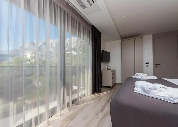 Rhapsody 2 Aurelia 2 펜션 마카르스카